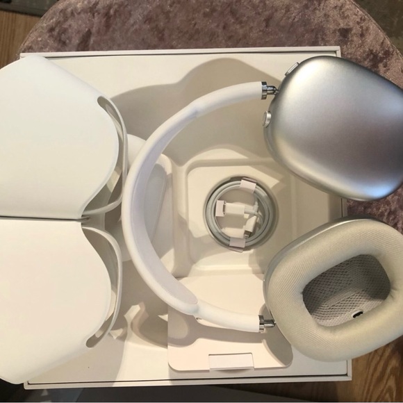 Apple AirPod Max Series 1 - Picture 4 of 5